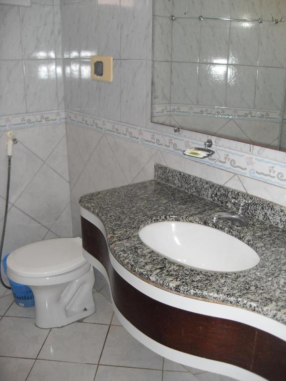 Hotel Pousada Caminho Da Praia Гуарапари Стая снимка