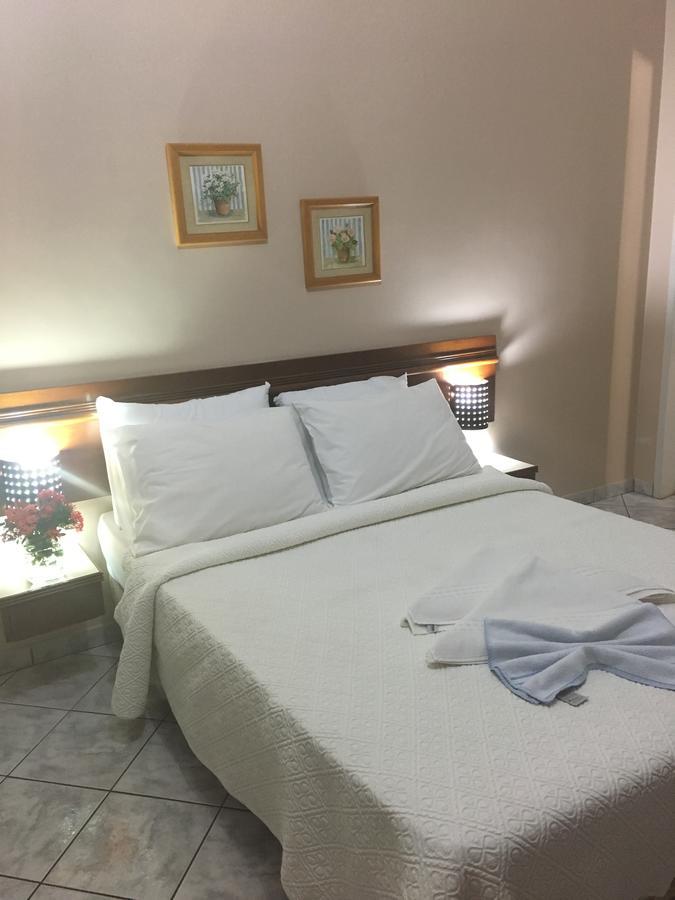 Hotel Pousada Caminho Da Praia Гуарапари Екстериор снимка