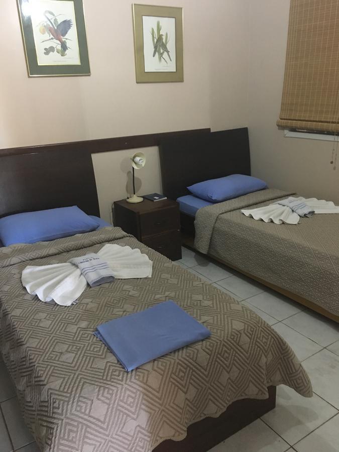Hotel Pousada Caminho Da Praia Гуарапари Екстериор снимка