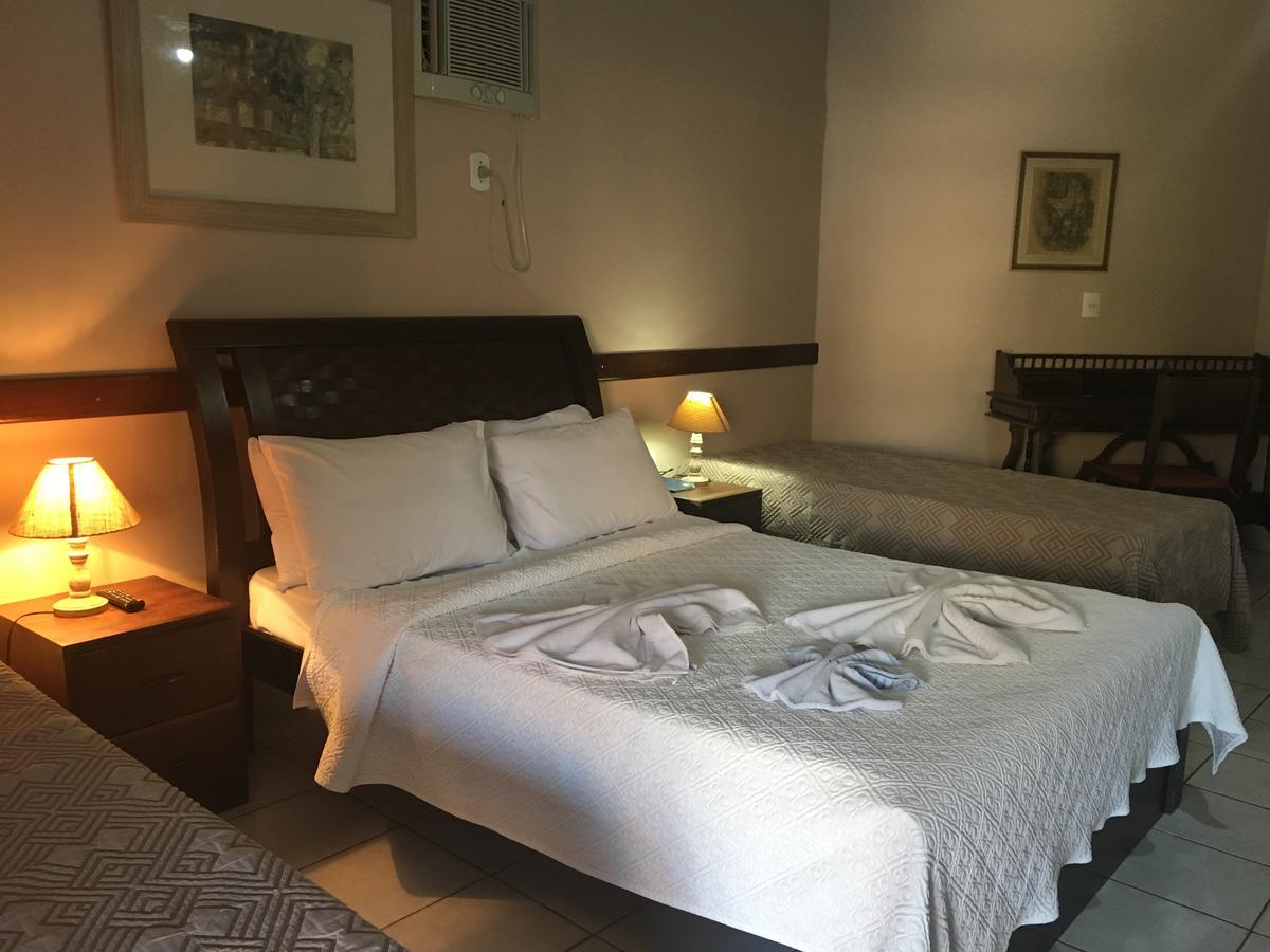 Hotel Pousada Caminho Da Praia Гуарапари Екстериор снимка